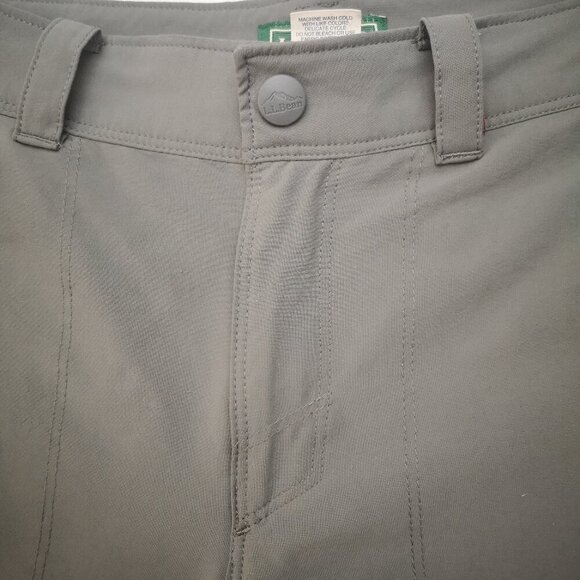 L.L. Bean Men's Size 32/32 Grey Straight Legs Zip Off Pants - Picture 10 of 16